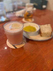Professional Food photography - picture of gourmet cocktails in a restaurant environment with a plate